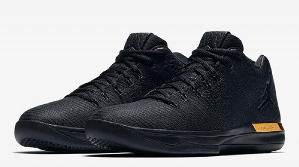 Nike Air Jordan 31 Low Tops Sko Til Mænd Sort Guld