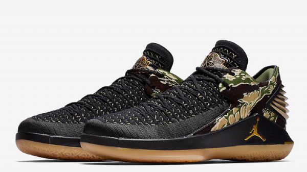 Nike Air Jordan 32 Low Tops Sko Til Mænd Sort Guld