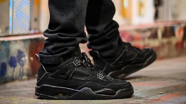Nike Air Jordan 4 Sko Til Mænd Sort