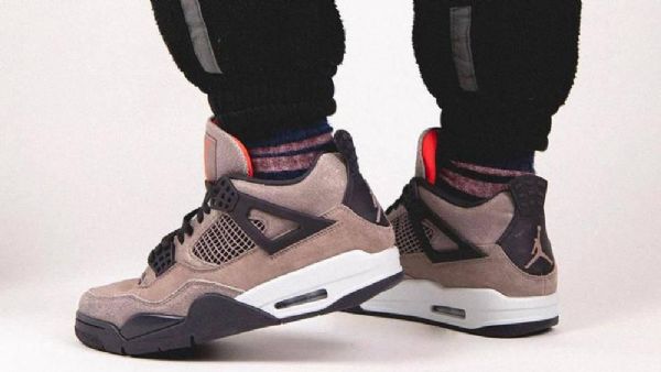 Nike Air Jordan 4 Taupe Haze Sko Til Mænd Brun
