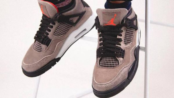 Nike Air Jordan 4 Taupe Haze Sko Til Mænd Brun