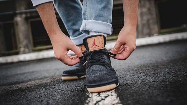 Nike Levis Air Jordan 4 Sko Til Mænd Sort