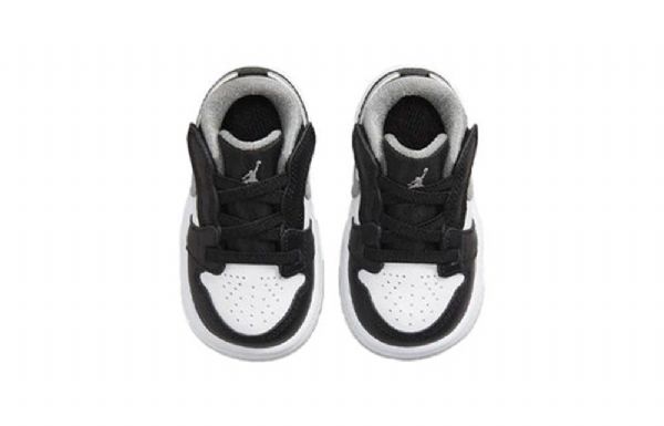 Nike Air Jordan 1 Alt Low Tops-top Sko Til Børn Sort Hvid