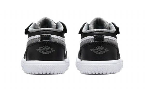 Nike Air Jordan 1 Alt Low Tops-top Sko Til Børn Sort Hvid