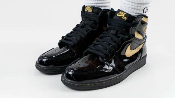 Nike Air Jordan 1 Høje Overdele Og Patentsko Til Mænd Sort Guld