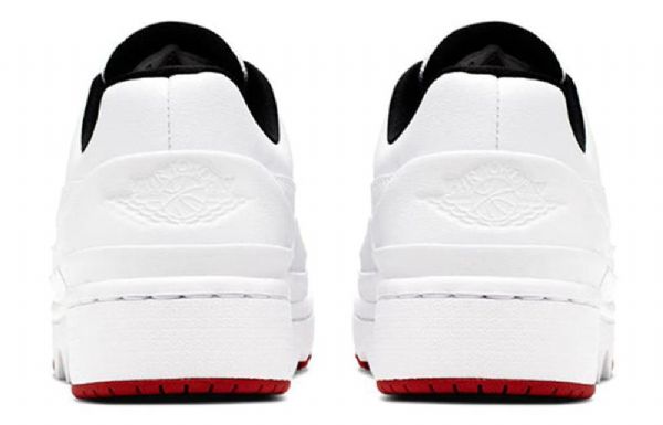 Nike Air Jordan 1 Jester Xx Low Toppe Snøret Retro Basketball Sko Til Damer Hvid Sort