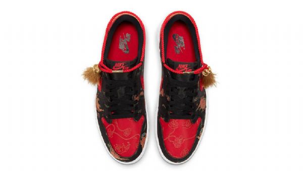 Nike Air Jordan 1 Low Toppe Og Kinesisk Nytårs Sko Til Damer Sort Rød