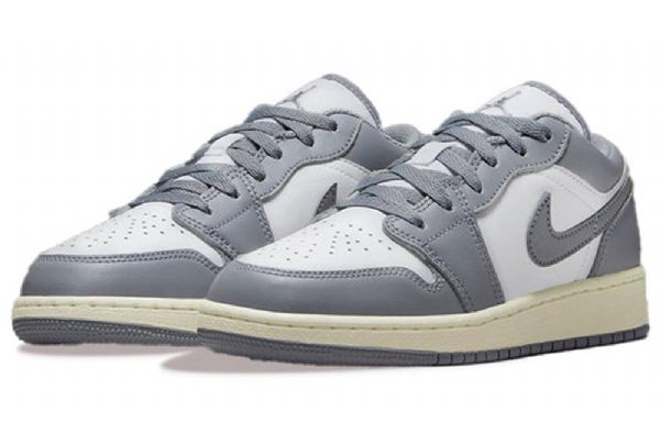 Nike Air Jordan 1 Low Tops Gs Basketball Sko Til Mænd Grå