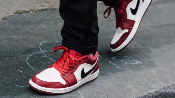 Nike Air Jordan 1 Low Tops Noble Sko Til Mænd Rød