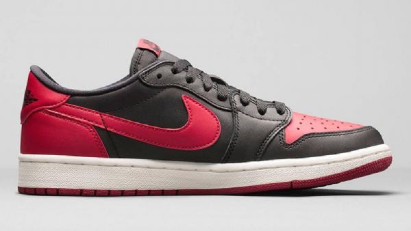 Nike Air Jordan 1 Low Tops Og Wide Sko Til Mænd Rød Sort