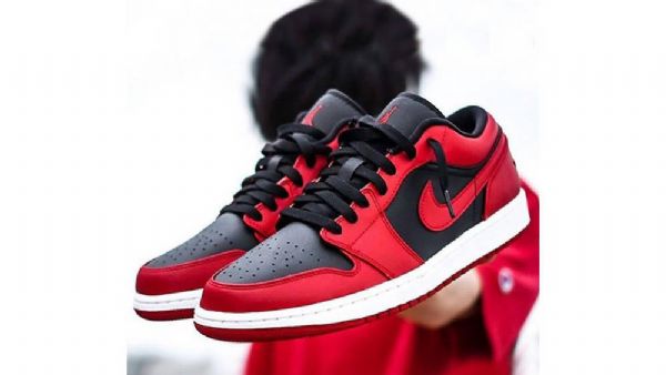 Nike Air Jordan 1 Low Tops Reverse Wide Sko Til Mænd Rød Hvid