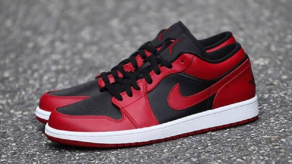 Nike Air Jordan 1 Low Tops Reverse Wide Sko Til Mænd Rød Hvid