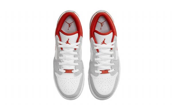 Nike Air Jordan 1 Low Tops Se Gs Basketball Sko Til Mænd Lysegrå Rød