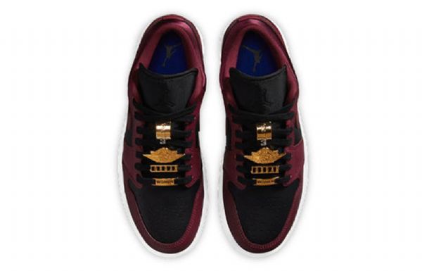 Nike Air Jordan 1 Low Tops Se Retro Basketball Sko Til Damer Burgundy Hvid