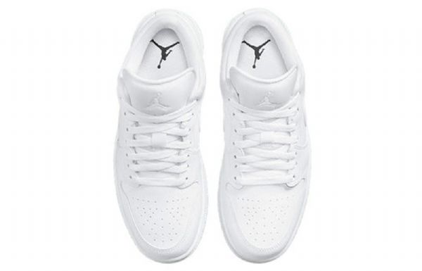 Nike Air Jordan 1 Low Tops Triple Retro Basketball Sko Til Damer Hvid