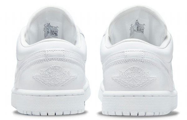 Nike Air Jordan 1 Low Tops Triple Retro Basketball Sko Til Damer Hvid