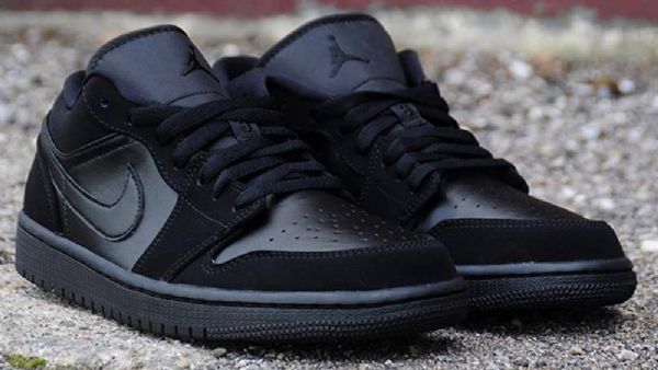 Nike Air Jordan 1 Low Tops Triple Sko Til Mænd Sort