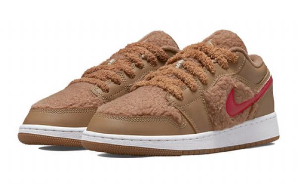 Nike Air Jordan 1 Low Tops Utility Gs Basketball Sko Til Mænd Brun