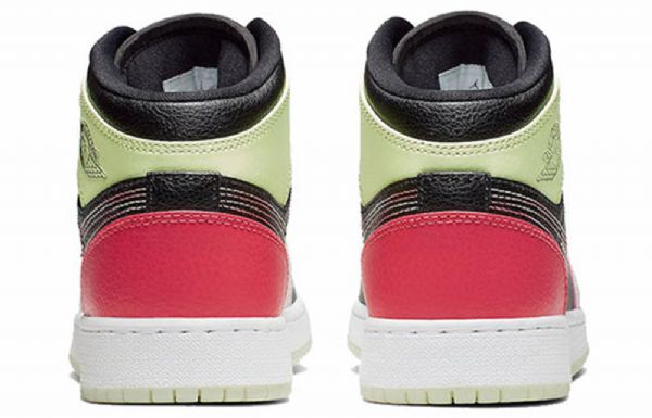 Nike Air Jordan 1 Mid Tops Basketball Sko Til Mænd Sort Grøn Rød