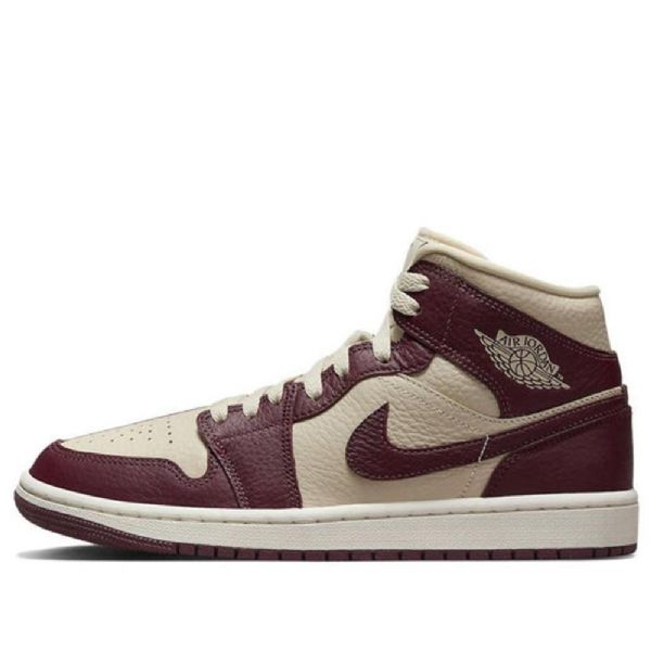 Nike Air Jordan 1 Mid Tops Beach Cherrywood Sko Til Damer Burgundy Khaki