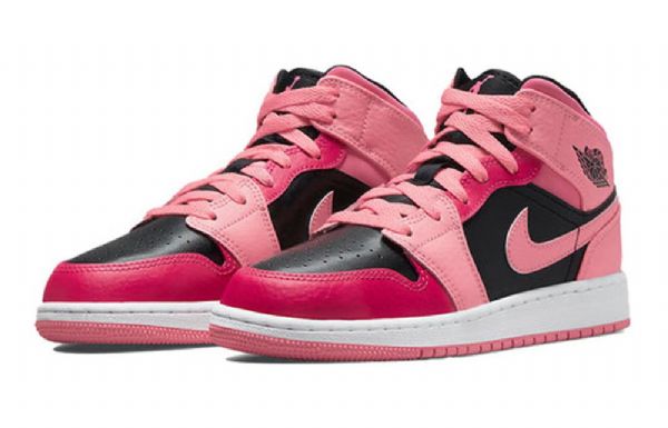 Nike Air Jordan 1 Mid Tops Gs Basketball Sko Til Mænd Coral