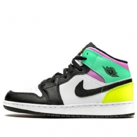 Nike Air Jordan 1 Mid Tops Gs Basketball Sko Til Mænd Flerfarvet