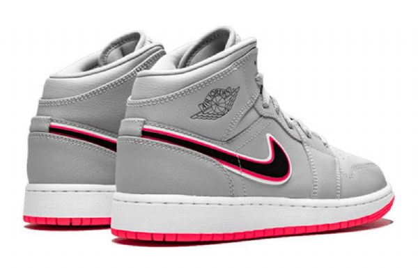 Nike Air Jordan 1 Mid Tops Gs Basketball Sko Til Mænd Grå Lyserød