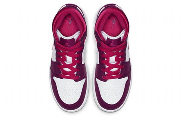 Nike Air Jordan 1 Mid Tops Gs Basketball Sko Til Mænd Lyserød