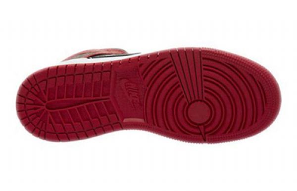Nike Air Jordan 1 Mid Tops Gs Basketball Sko Til Mænd Rød Hvid