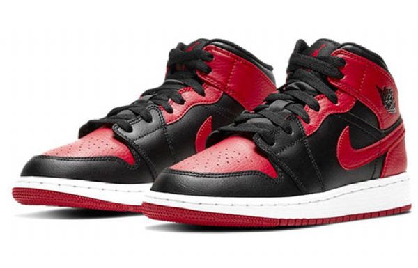 Nike Air Jordan 1 Mid Tops Gs Basketball Sko Til Mænd Sort Rød