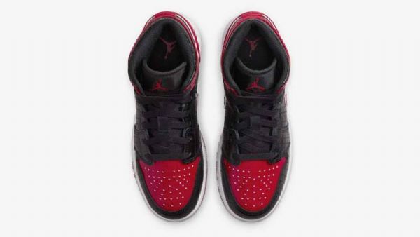 Nike Air Jordan 1 Mid Tops Gs Wide Sko Til Damer Sort Rød