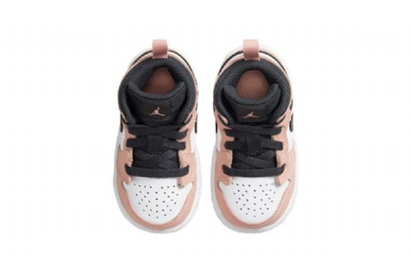 Nike Air Jordan 1 Mid Tops Gt Retro Basketball Sko Til Børn Lyserød