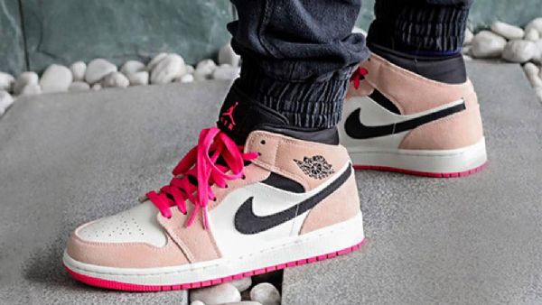 Nike Air Jordan 1 Mid Tops Hyper Sko Til Mænd Lyserød