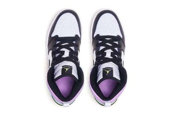 Nike Air Jordan 1 Mid Tops Ps Retro Basketball Sko Til Mænd Flerfarvet