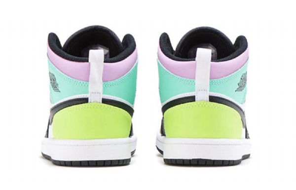 Nike Air Jordan 1 Mid Tops Ps Retro Basketball Sko Til Mænd Flerfarvet