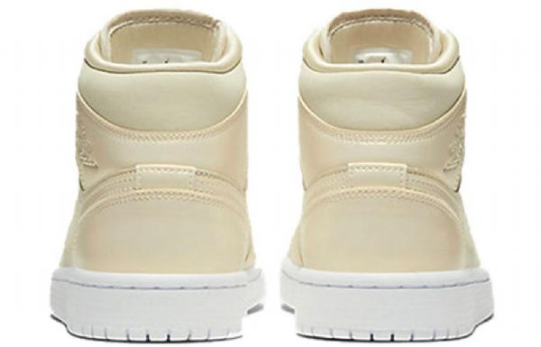 Nike Air Jordan 1 Mid Tops Retro Basketball Sko Til Damer Citrongul