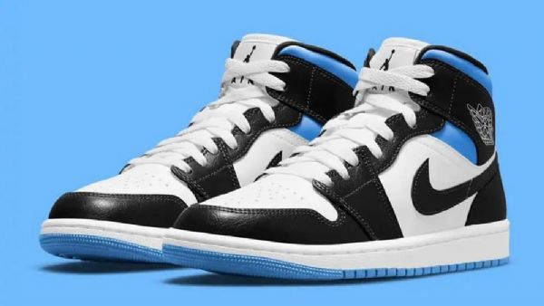 Nike Air Jordan 1 Mid Tops Royal Sko Til Damer Blå Sort Hvid