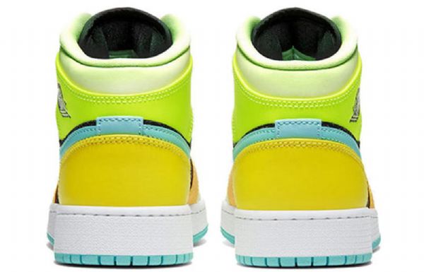 Nike Air Jordan 1 Mid Tops Se Gs Basketball Sko Til Mænd Flerfarvet