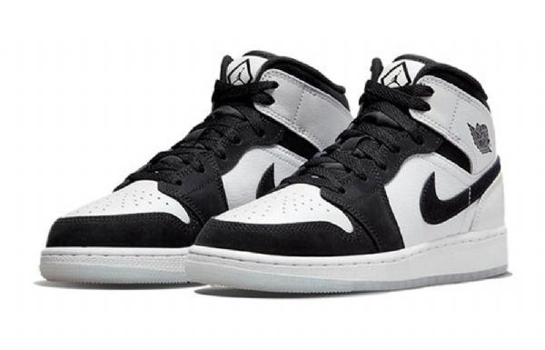 Nike Air Jordan 1 Mid Tops Se Gs Basketball Sko Til Mænd Sort Hvid