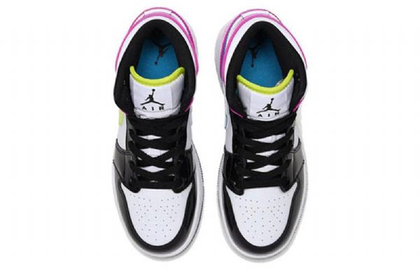 Nike Air Jordan 1 Mid Tops Se Gs Basketball Sko Til Mænd Sort Hvid Fuchsia