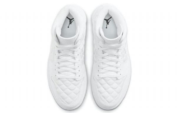 Nike Air Jordan 1 Mid Tops Se Retro Basketball Sko Til Damer Hvid