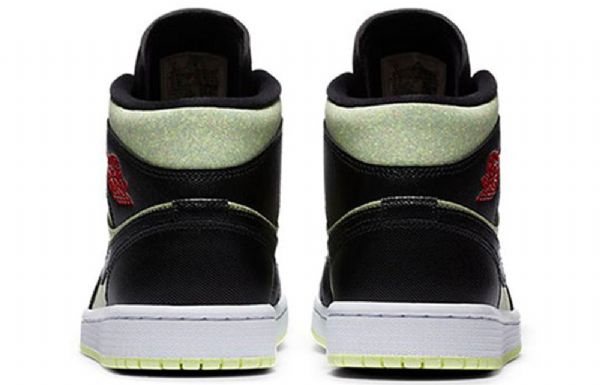 Nike Air Jordan 1 Mid Tops Se Retro Basketball Sko Til Damer Sort