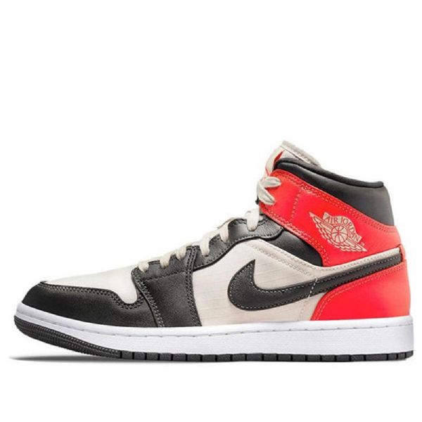Nike Air Jordan 1 Mid Tops Se Retro Basketball Sko Til Damer Sort Rød