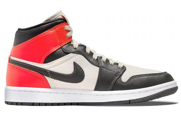 Nike Air Jordan 1 Mid Tops Se Retro Basketball Sko Til Damer Sort Rød
