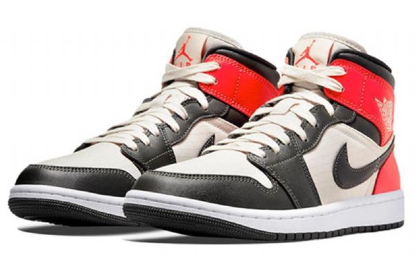 Nike Air Jordan 1 Mid Tops Se Retro Basketball Sko Til Damer Sort Rød