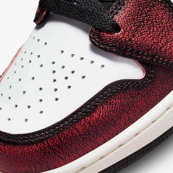 Nike Air Jordan 1 Mid Tops Se Sko Til Børn Sort Hvid
