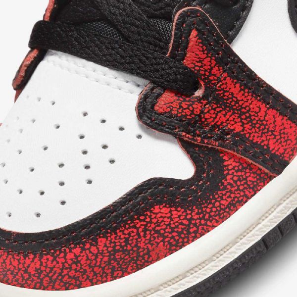 Nike Air Jordan 1 Mid Tops Se Sko Til Børn Sort Hvid