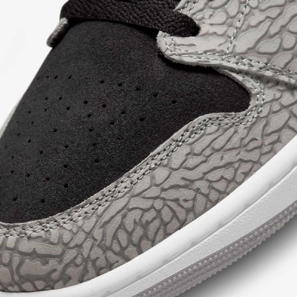 Nike Air Jordan 1 Mid Tops Se Sko Til Damer Sort Hvid Lysegrå Rød
