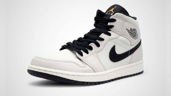 Nike Air Jordan 1 Mid Tops Se Sko Til Mænd Beige Sort