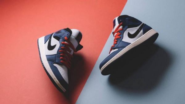 Nike Air Jordan 1 Mid Tops Se Sko Til Mænd Blå Sort